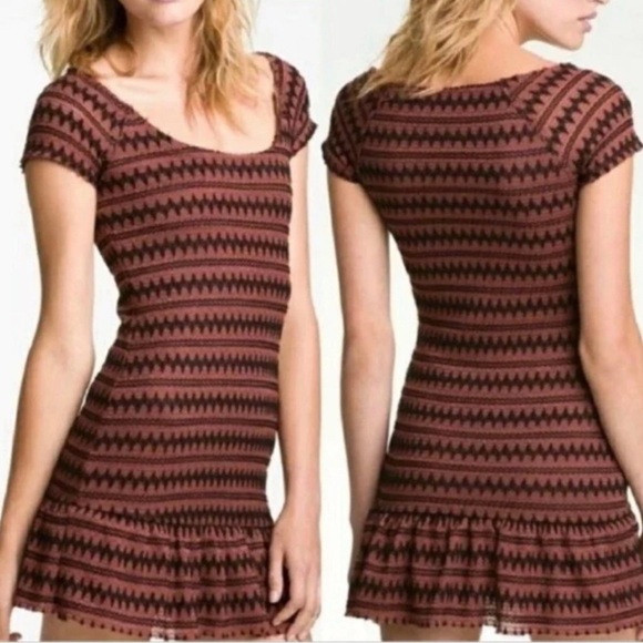 Free People Cozy Day Knit Sweater‎ Dress Above Knee Medium Short Sleeve Boho - Picture 1 of 7